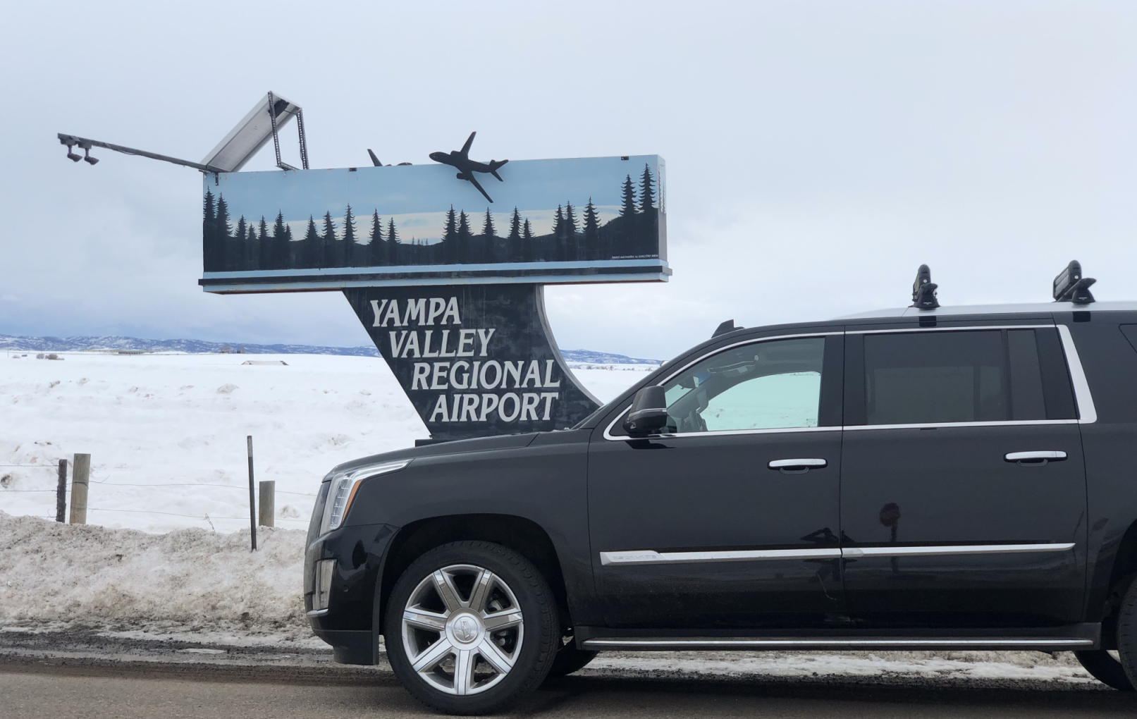 Private Luxury SUV ground transportation, Yampa Valley Regional Hayden Airport to Steamboat Springs
